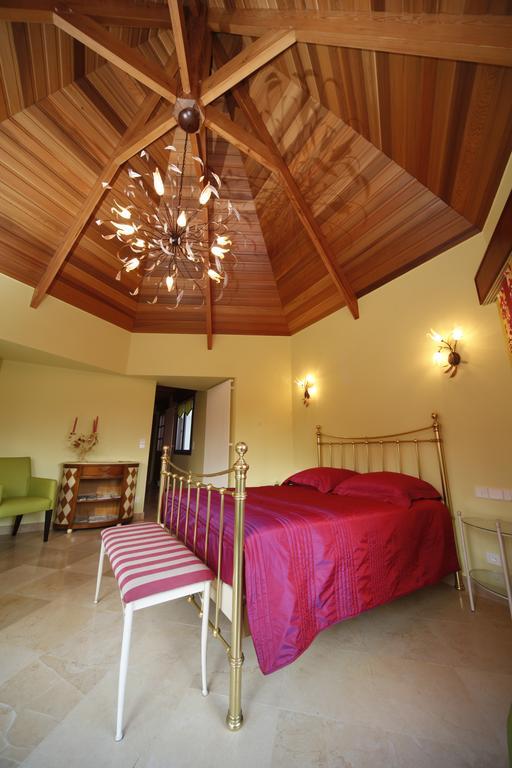Wismes La Coulonniere Bed & Breakfast エクステリア 写真